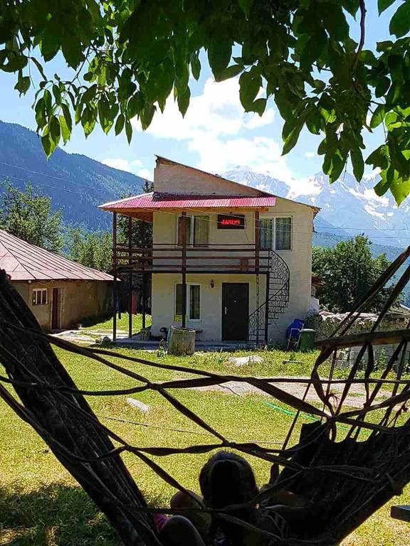 Iason Guest House In Mazeri Mestia Extérieur photo